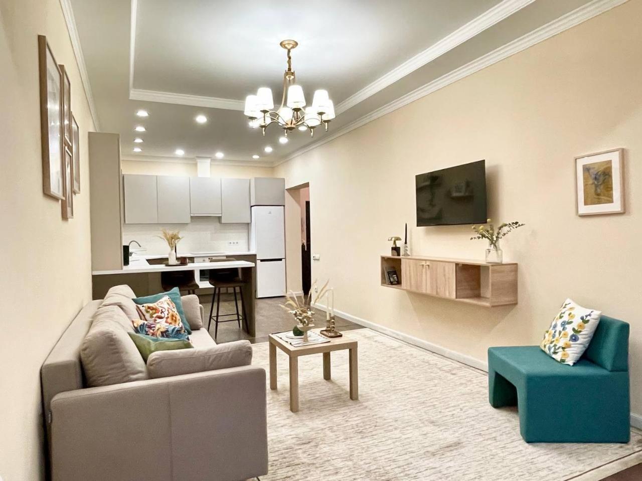 Apartment жк комфорт, центр, рядом трц Mega по розыбакиева *