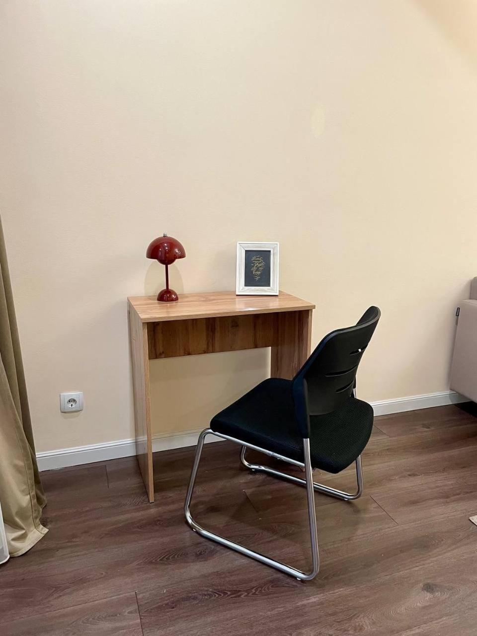 жк комфорт, центр, рядом трц Mega по розыбакиева Apartment Almaty