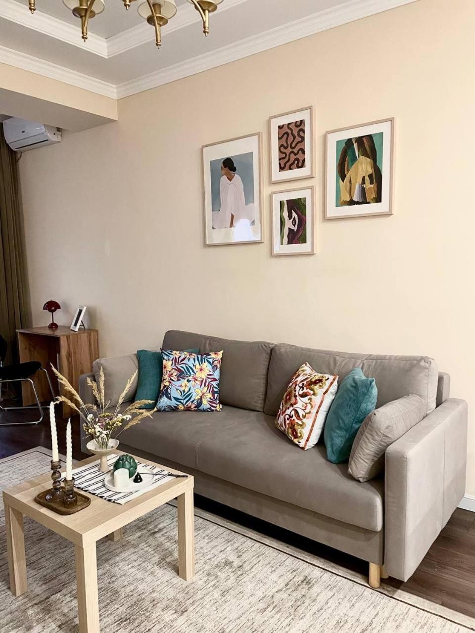 Apartment жк комфорт, центр, рядом трц Mega по розыбакиева